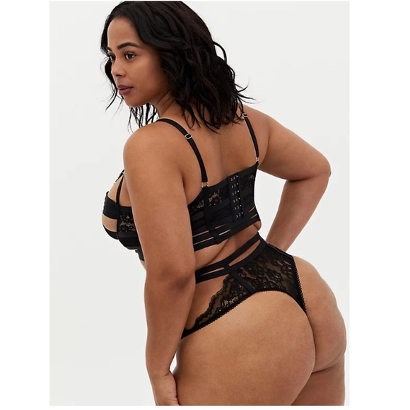 NWT TORRID 2 PAIR! Black and red high waist cut out thong panties - Picture 10 of 11